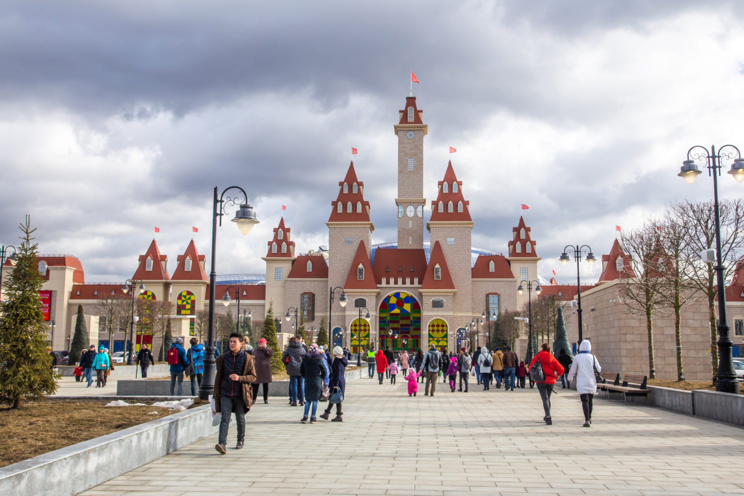 На юге Москвы открылся самый большой в Европе крытый парк развлечений