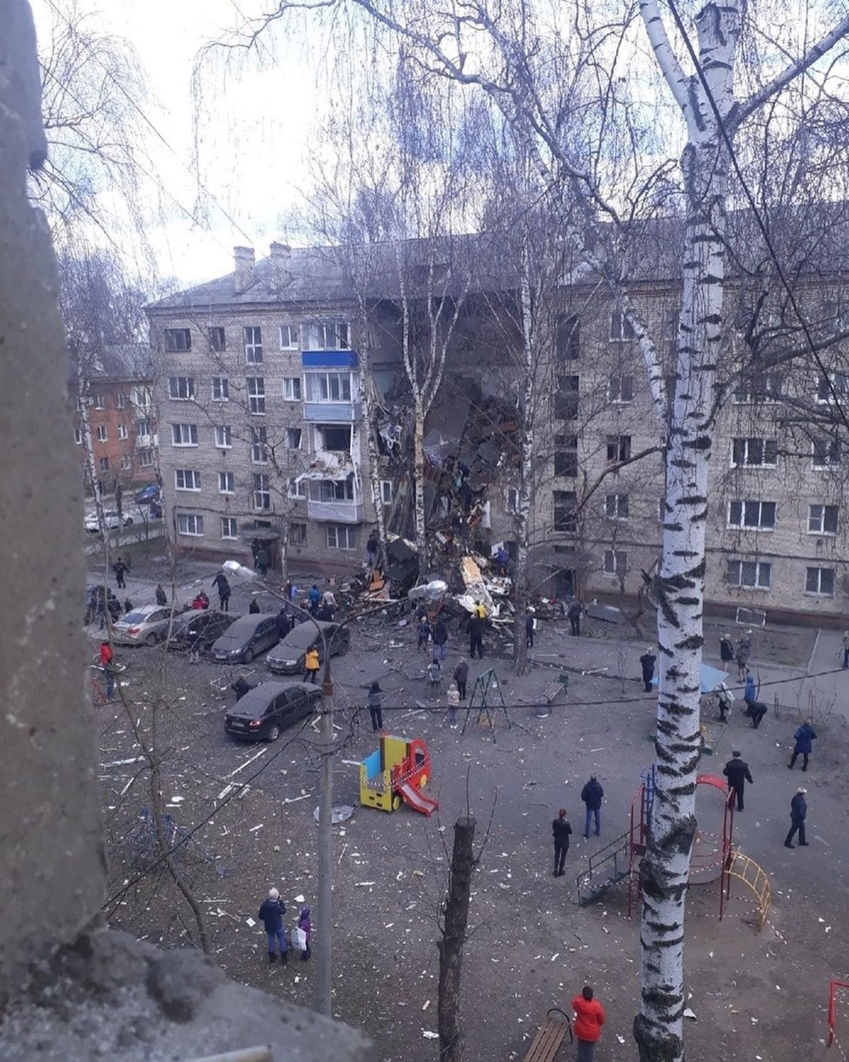 Бытовой газ взорвался в жилом доме в Орехово-Зуево