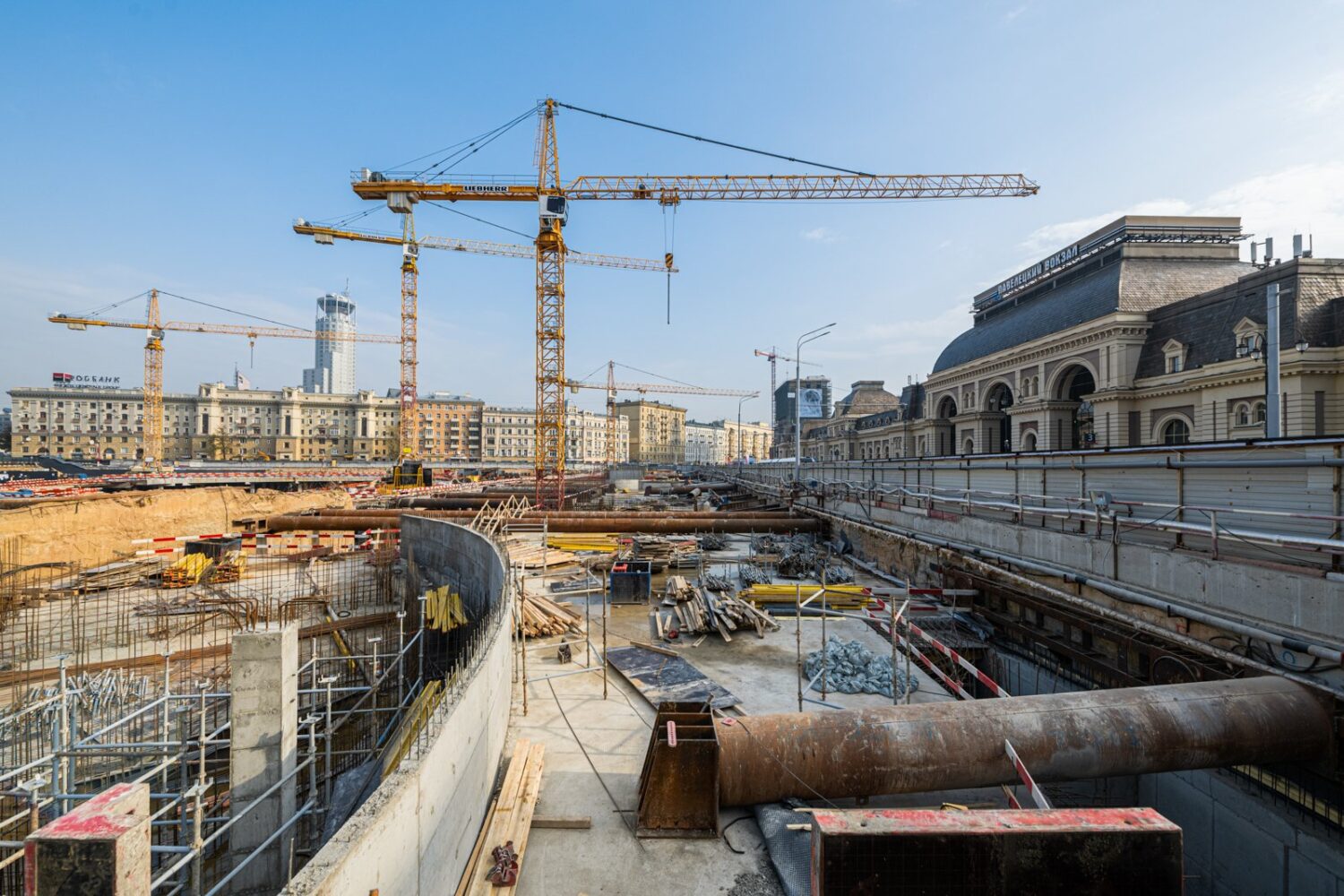 Собянин рассчитывает завершить благоустройство Павелецкой площади в 2021 году