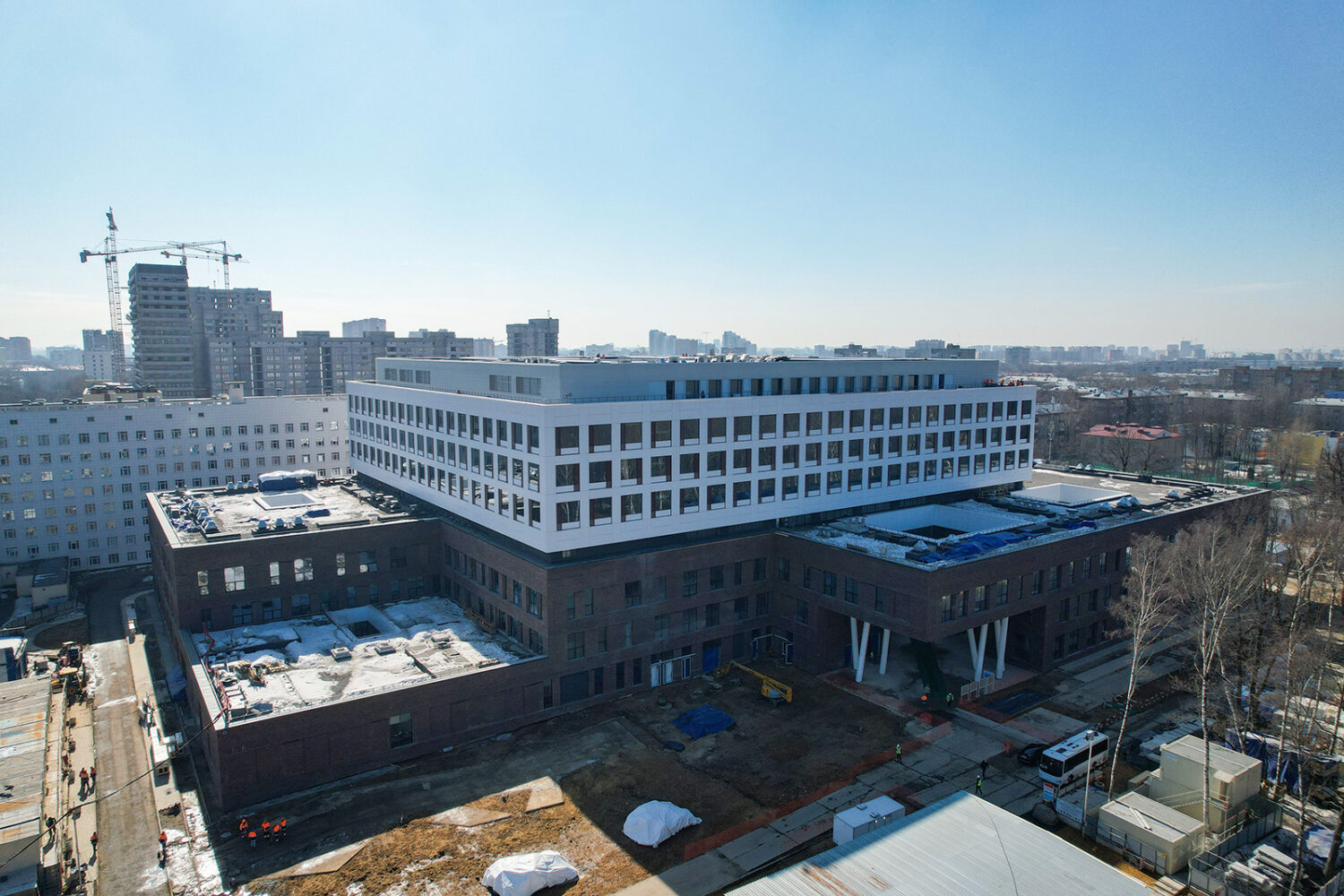 Новый комплекс онкологического центра имени Логинова в Москве построен на 75%
