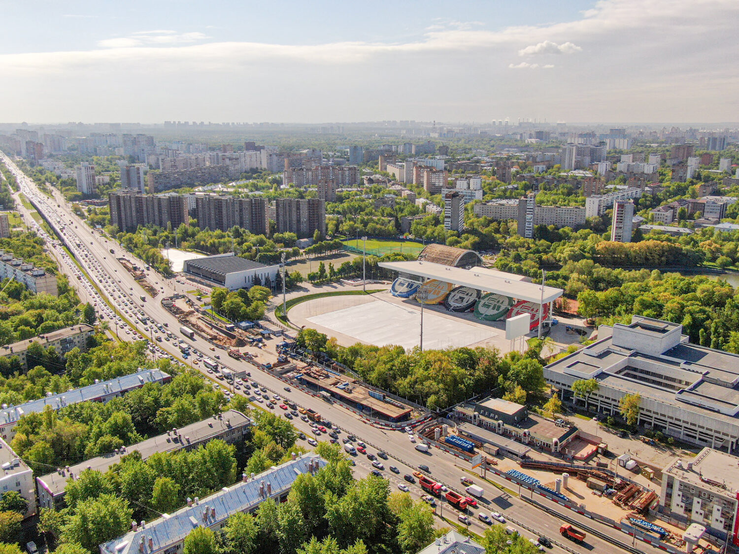 Реконструкция стадиона "Москвич" на юго-востоке столицы подходит к завершению