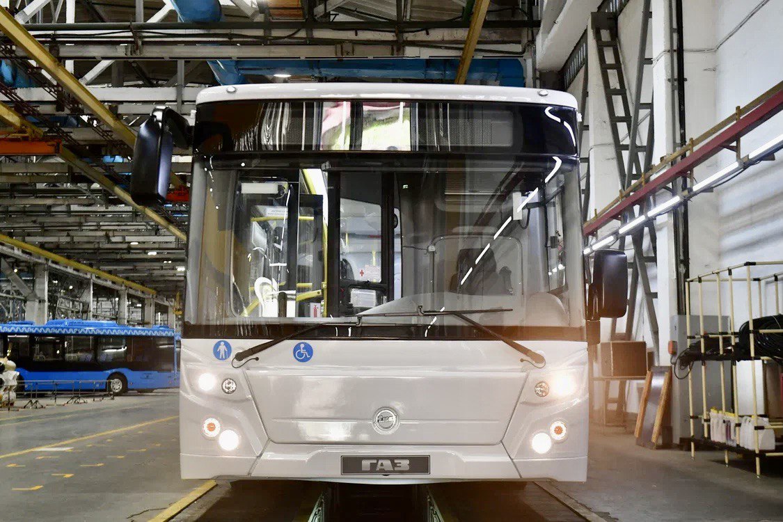Первый обновленный автобус ЛиАЗ выпустили в Подмосковье