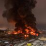 Торговый центр "Мега Химки" горит в Подмосковье